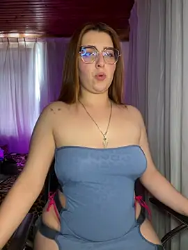 coravibes - CoraVibes's free webcam