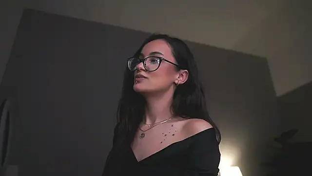 valexielux - ValexieLux's free webcam