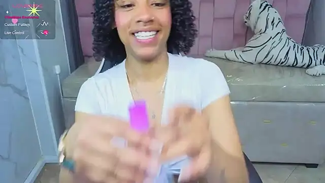 violeth_b - Violeth_b's free webcam - UK Sex Cams