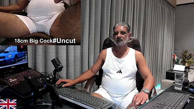 OnlineBossUK live sex cam