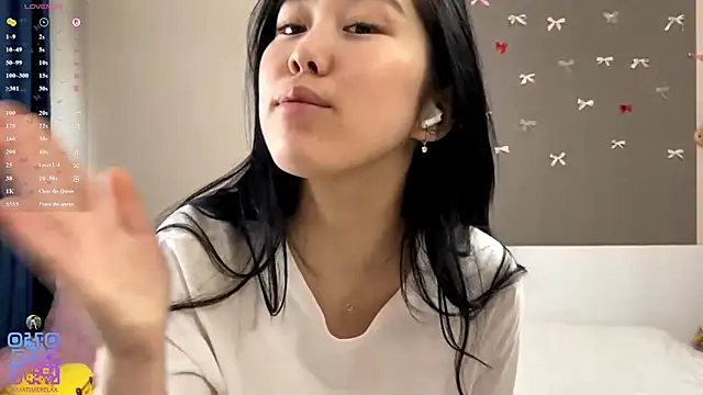 princess_darknow (F teen) - Sexy suck finger