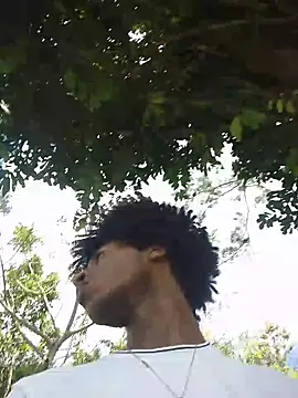 julexsw (M young) - Spit dick 👄💦