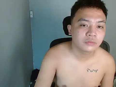 xsweetasian69x (M young) - make me happy