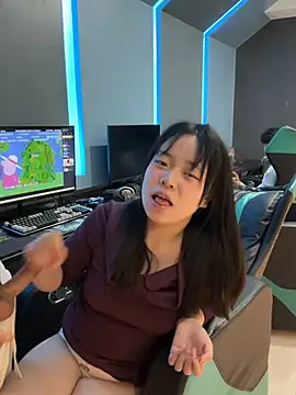 美女TTbeibei178在线直播