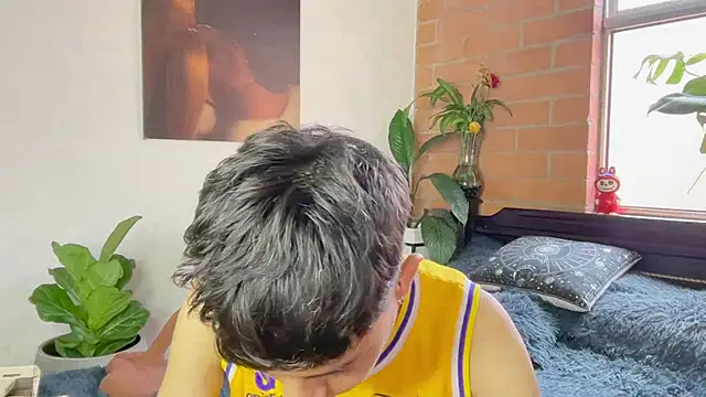 andy_belier23 (M twink) - masturbation one hour