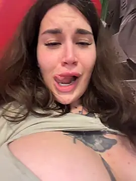 TattooGirlAlia webcam