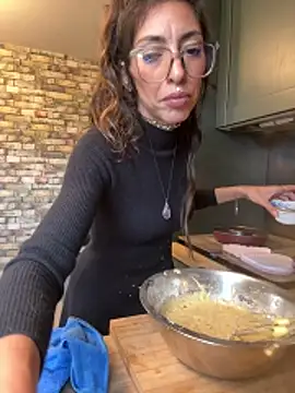 Amani_thewolf webcam