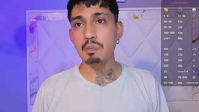 Mateo_Valencia_ live sex cam