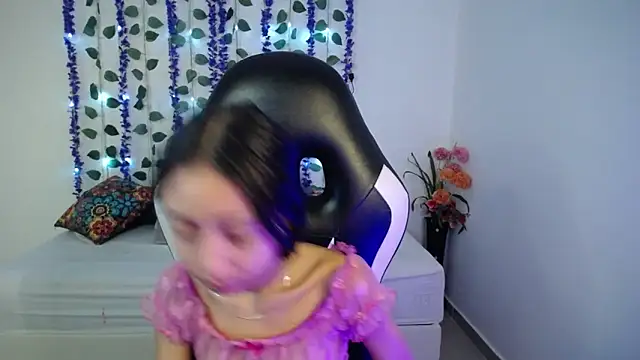 nathaliasweet_11 - NathaliaSweet_11's free webcam