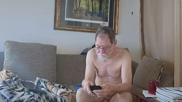 cdforu (M grandpa) - Let's play....I am yours