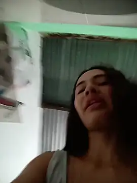 Webcam Model (-Nicol)  is live.Free join now!