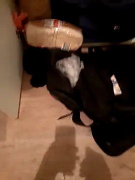 hot24grizzly - Hot24grizzly's free webcam - UK Sex Cams