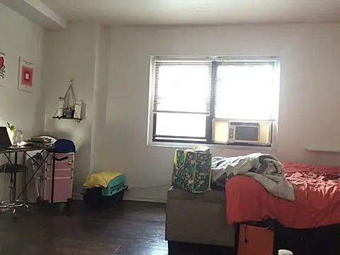 littyleesh1 (F young) - squirt attempt #1 HELP ME DADDY