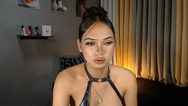 unforgettablejulia (T young) - Lf; SLAVE,SISSY, BITCH , SLUT