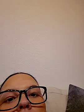 jujuicy- (F young) - Fakesperm boobs + 1 vid