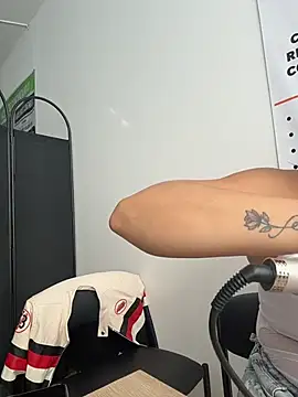 LIZ-06_ live sex cam