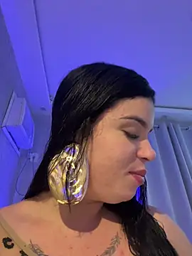 Rafaellaz Live Webcam on Stripchat