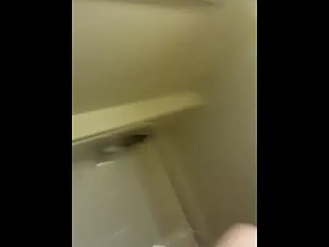 Bad_Boy69_MattZZZ live sex cam