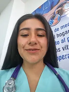 caroline__07 (Ask my age) - squirting in front of my boss + naked +