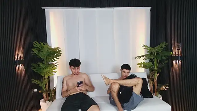 princessnympho_ (G teen) - DOBLE BLOWJOB IN POV VIEW