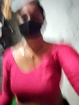 Webcam Model (Hey_Ziya)  is live.Free join now!