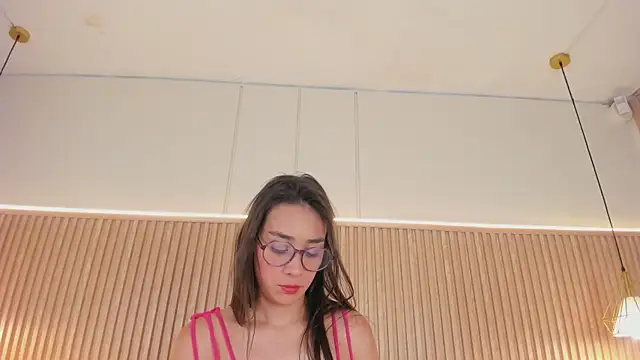 nahimithompson - NahimiThompson's free webcam - UK Sex Cams