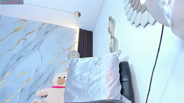 doll_luciana_ - DOLL_LUCIANA_'s free webcam - UK Sex Cams