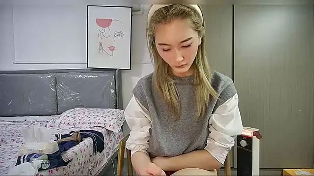 djjfnfczks (F young) - 感谢支持