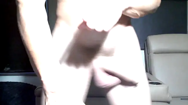 thickd2c - ThickD2C's free webcam - UK Sex Cams