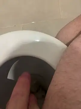 lechouilleur44 live sex cam