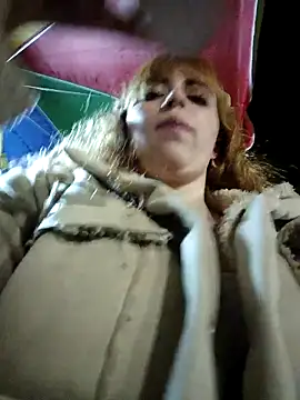 ISABELLA-01_ Live Webcam on Stripchat