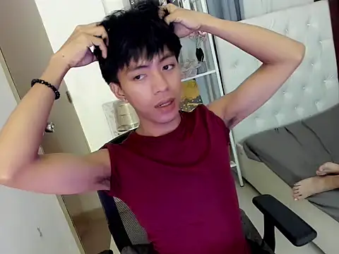 davincihugecock live sex cam