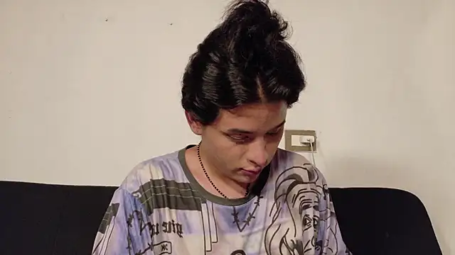 angel-umbra (T young) - 3 FINGERS IN THE ASS