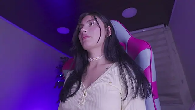 rebecah_1 - Rebecah_1's free webcam - UK Sex Cams