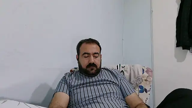 mio_jaks (Ask my age) - Does anyone want sperm? :wanker: