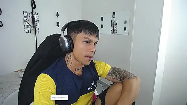 Leonard_Price live sex cam