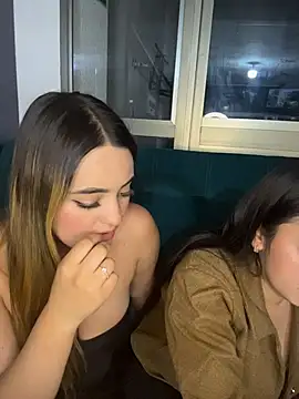 Antonella_Julieta live sex cam