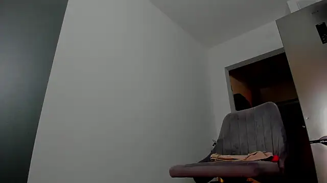 patricia_bloom (F young) - show tits