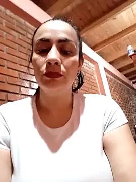 xgabrielaxx (Ask my age) - both without a blouse