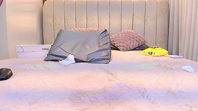 kata_hazel (F young) - squirt