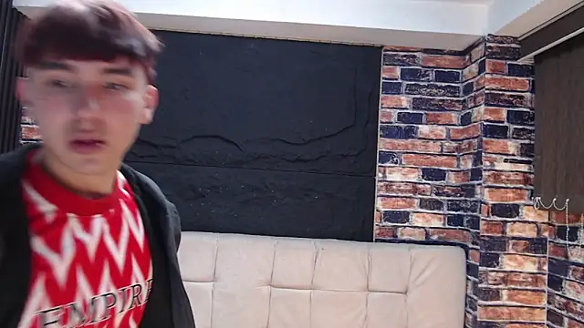 massimoferrera303av (M twink) - Play with my pussy for u ... omg