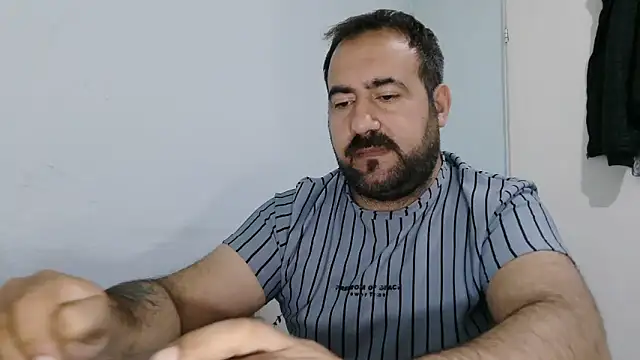 mio_jaks (Ask my age) - Does anyone want sperm? :wanker: