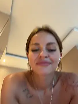 AngelinaTeller Live Webcam on Stripchat