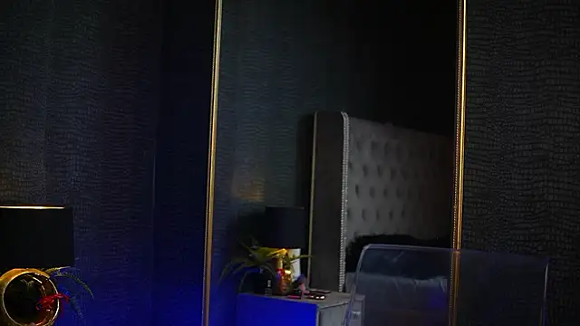 giaeasyice - GiaEasyIce's free webcam - UK Sex Cams