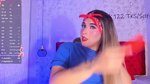 camii_raux - Camii_raux's free webcam - UK Sex Cams