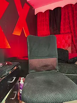 abrilbigcock live sex cam