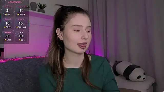 _lua__ - _Lua__'s free webcam - UK Sex Cams