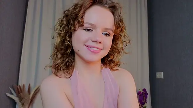 mymonique - Mymonique's free webcam - UK Sex Cams