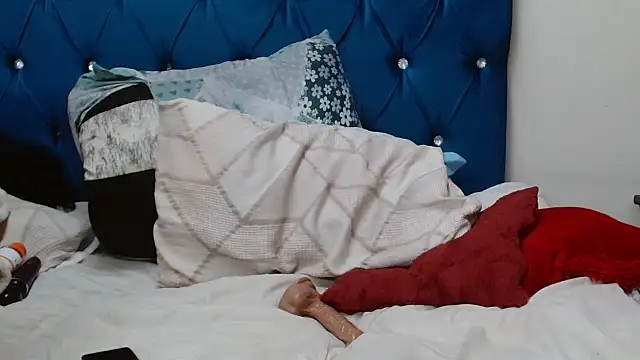 sexydarkladyxxx - SexyDarkLadyXxx's free webcam - UK Sex Cams