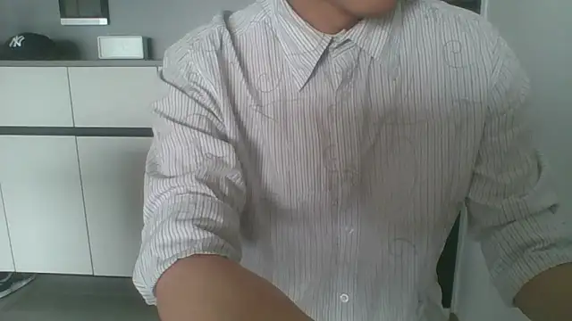 nole_china7 (Ask my age) - talk / fun / cum